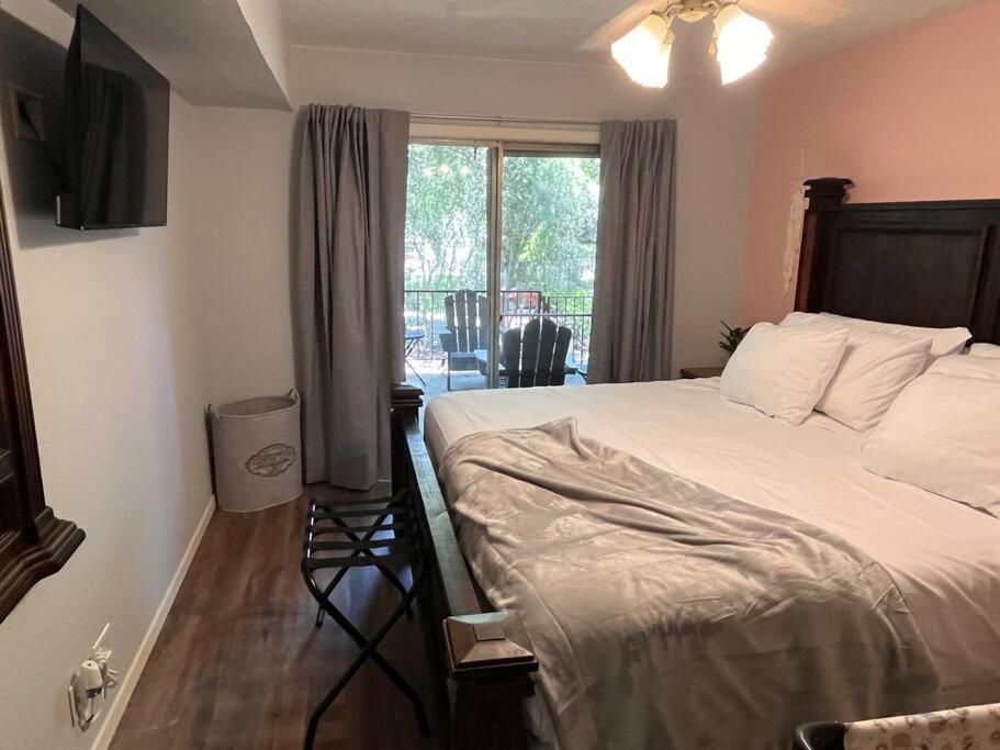 Healing Haven King Bed Suite Dallas Exteriér fotografie
